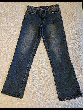 Classic Junior's Dark Blue Straight-Leg Jeans